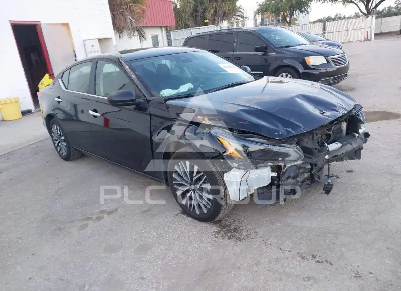 2025 Nissan ALTIMA photo