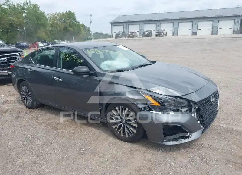 2025 Nissan ALTIMA фото