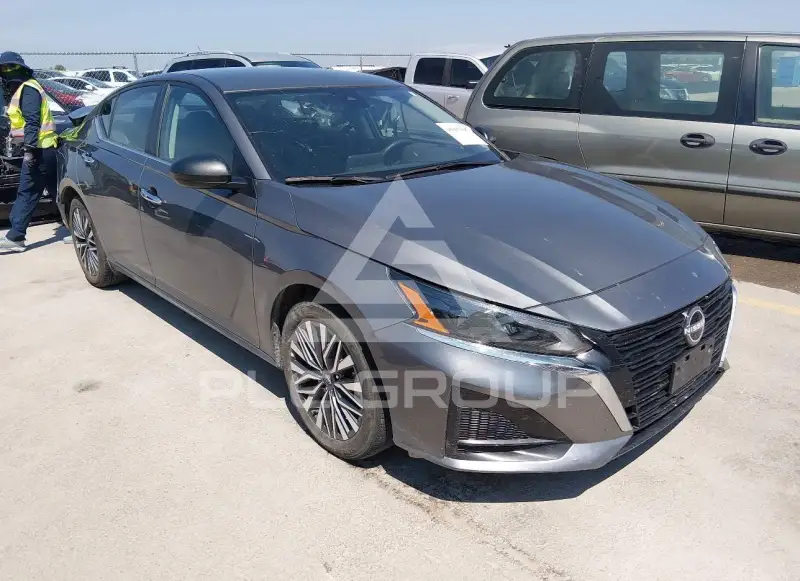 2025 Nissan ALTIMA фото