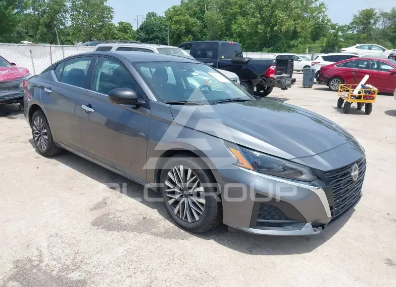 2025 Nissan ALTIMA фото