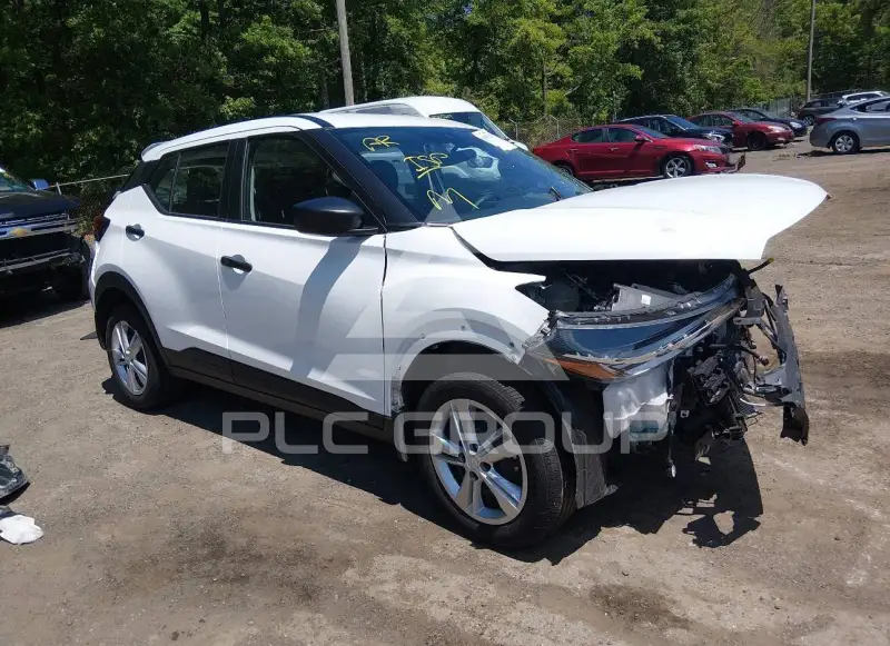 2025 Nissan KICKS photo