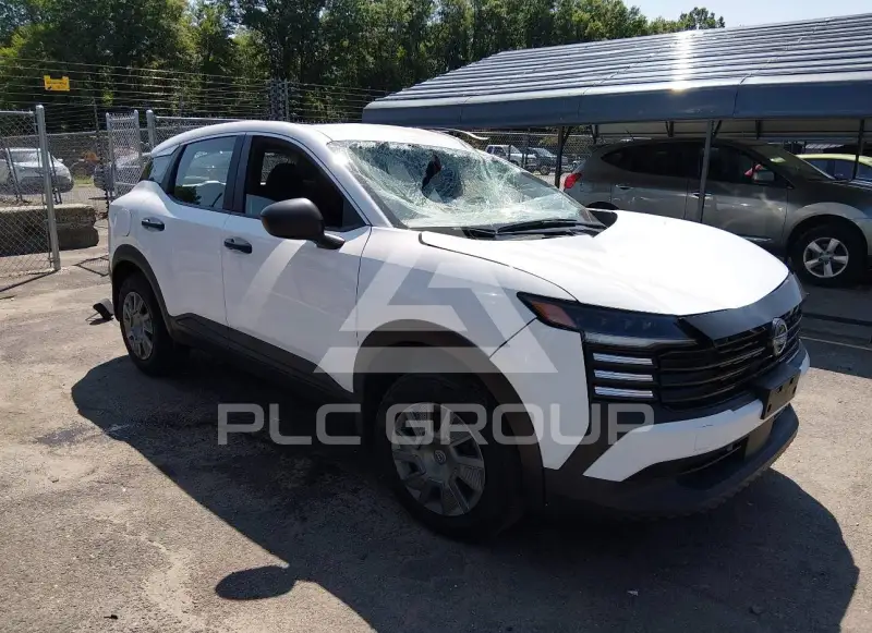2025 Nissan KICKS photo