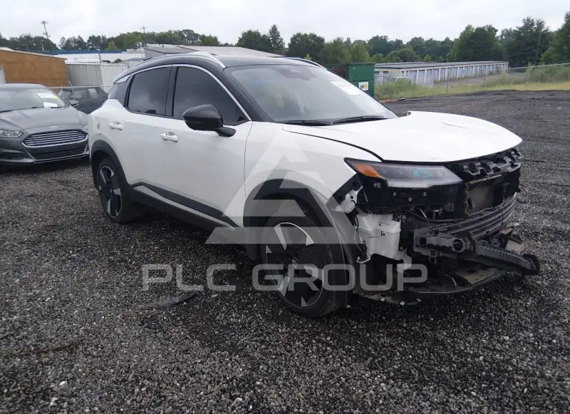 2025 Nissan KICKS photo