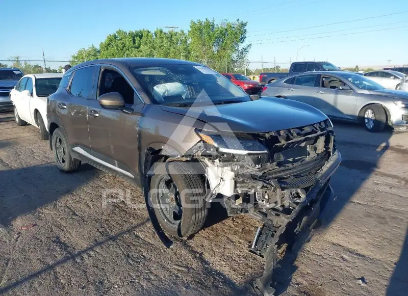 2025 Nissan KICKS photo