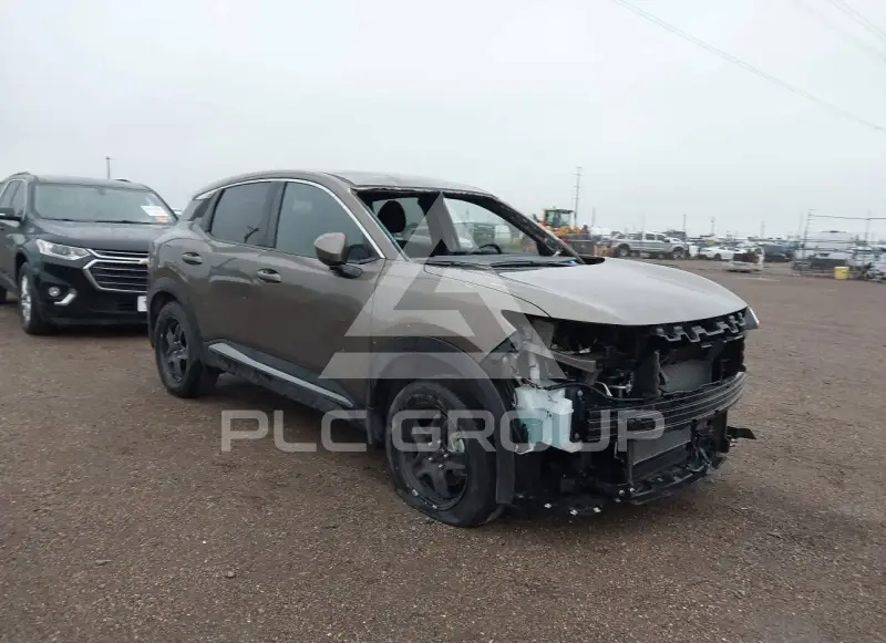 2025 Nissan KICKS фото