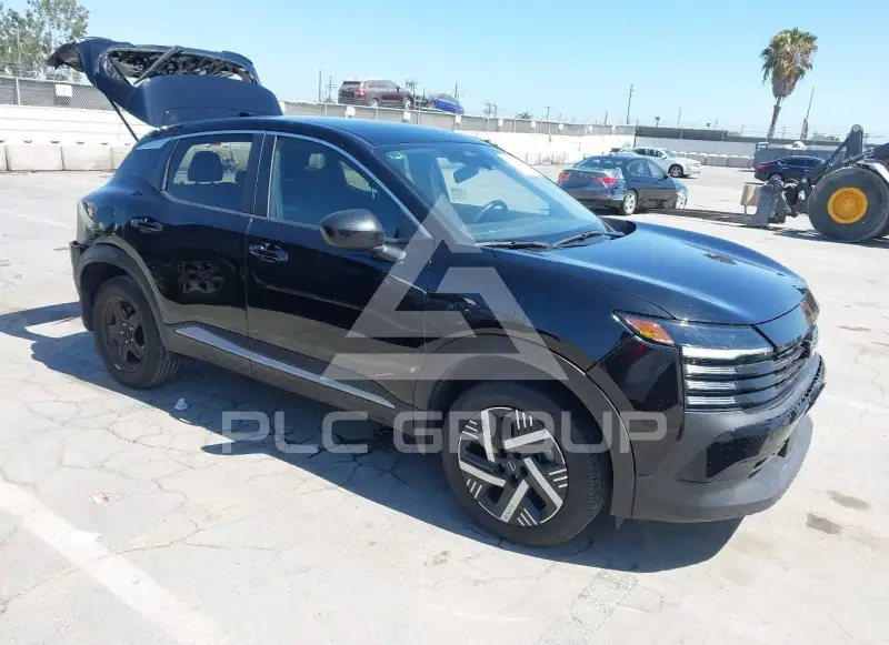 2025 Nissan KICKS photo