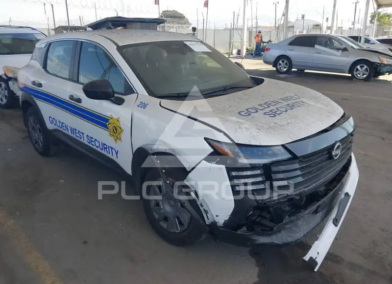 2025 Nissan KICKS фото