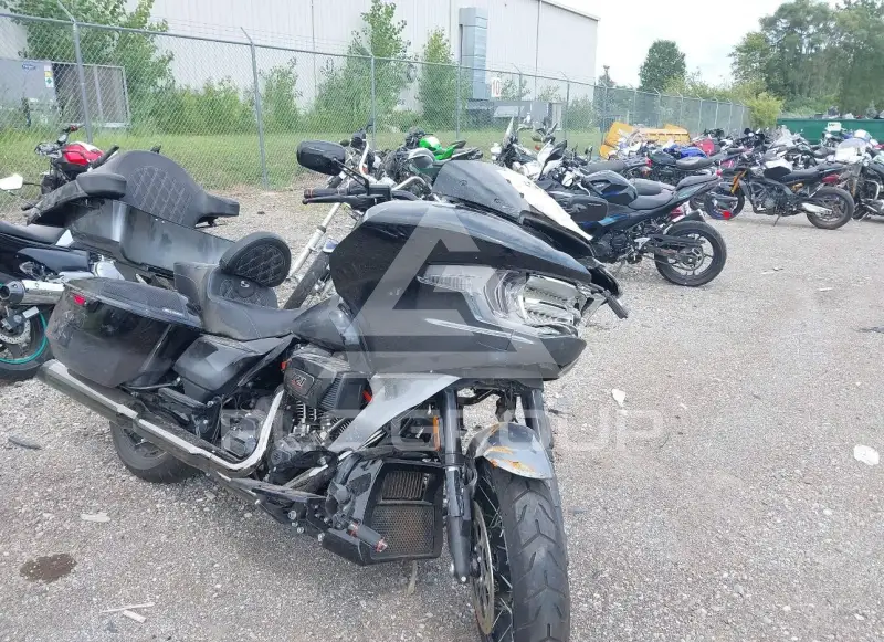 2025 Harley-Davidson FLTRX фото