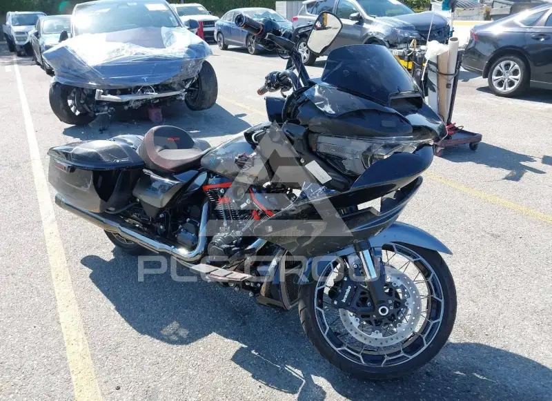 2025 Harley-Davidson FLTRX фото