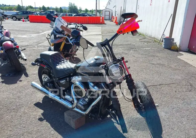 2025 Harley-Davidson FXBB фото