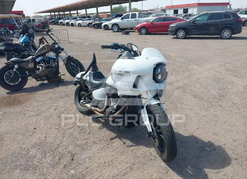 2025 Harley-Davidson FXLR photo