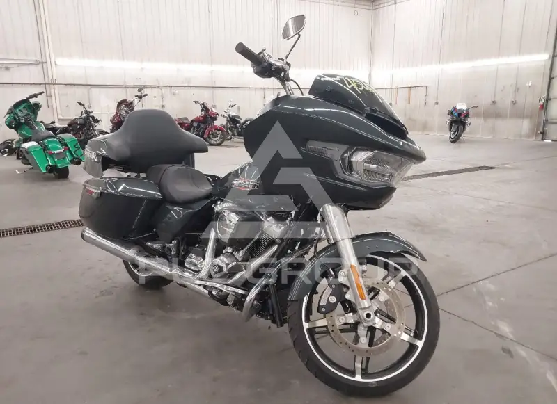 2025 Harley-Davidson FLTRX photo