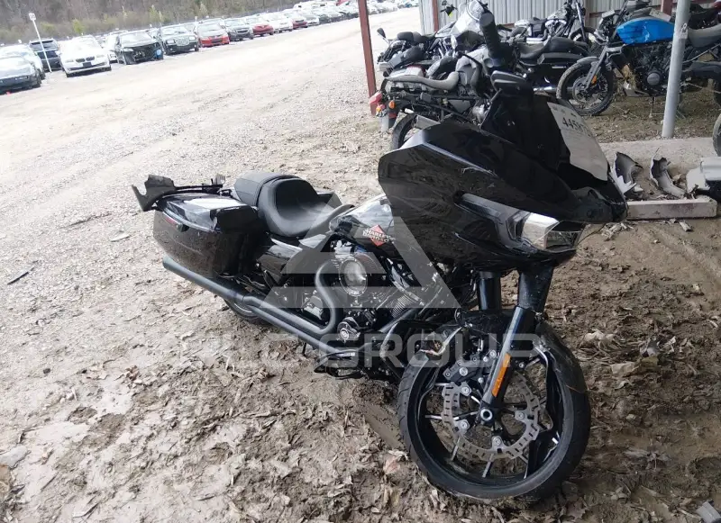 2025 Harley-Davidson FLTRX фото