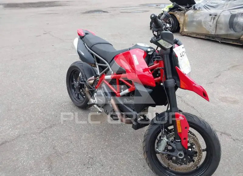 2025 Ducati Hypermotard photo