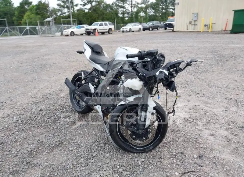 2025 Kawasaki  фото