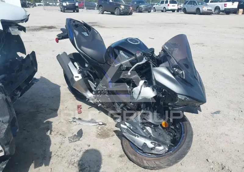 2025 Kawasaki EX500 фото