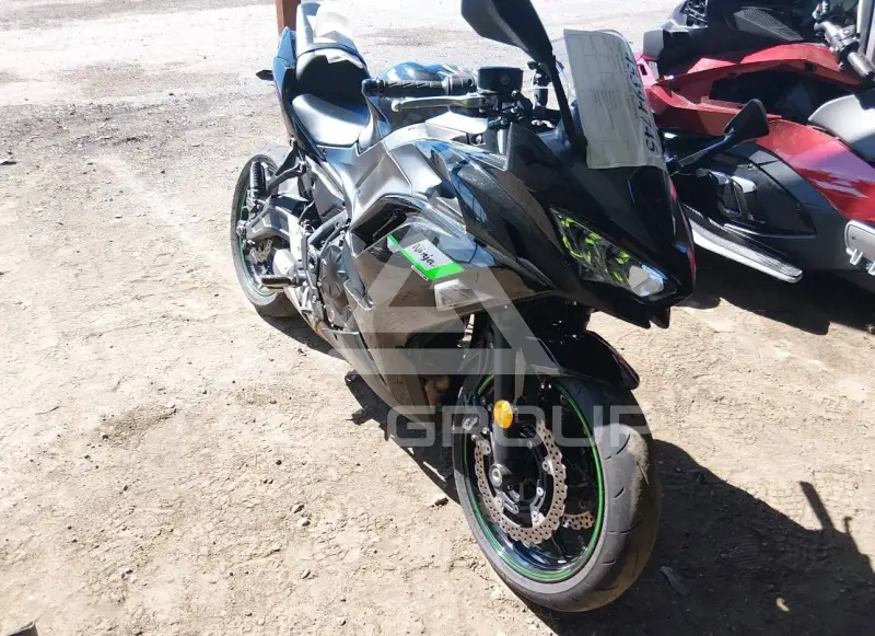 2025 Kawasaki EX650 photo