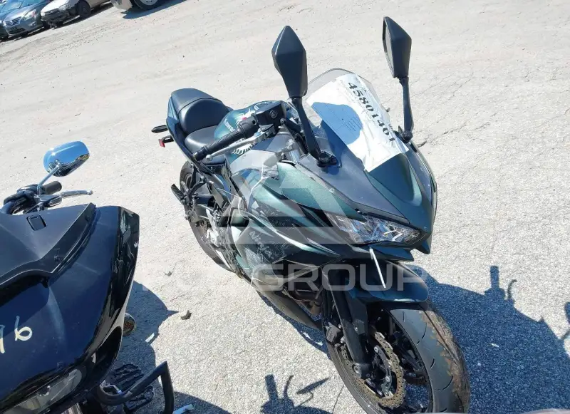 2025 Kawasaki EX650 фото