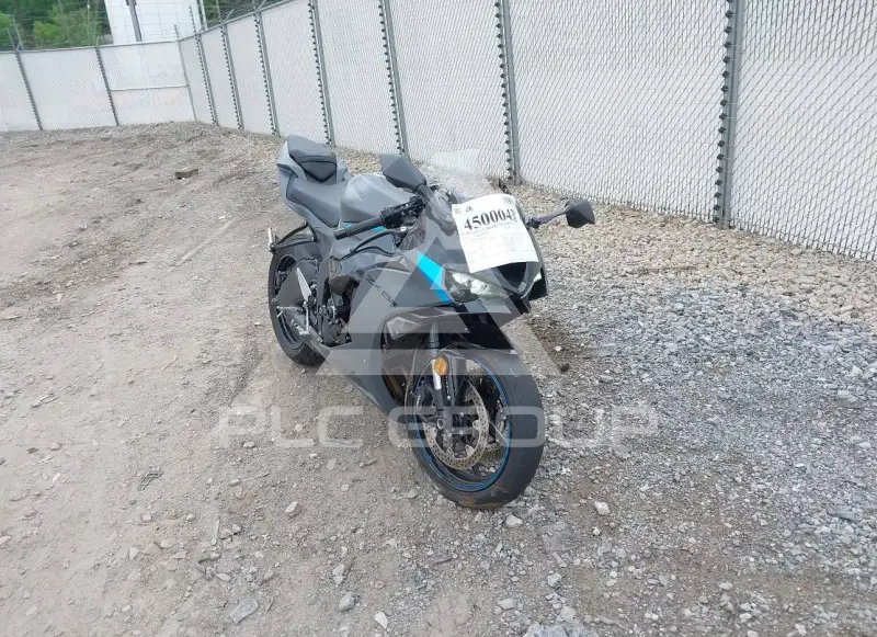 2025 Kawasaki ZX636 фото