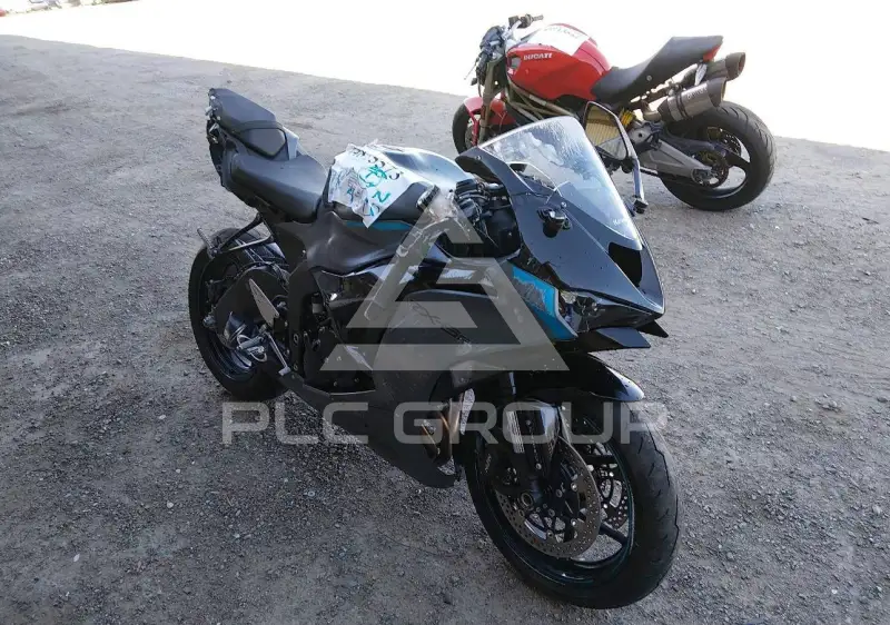 2025 Kawasaki ZX636 фото