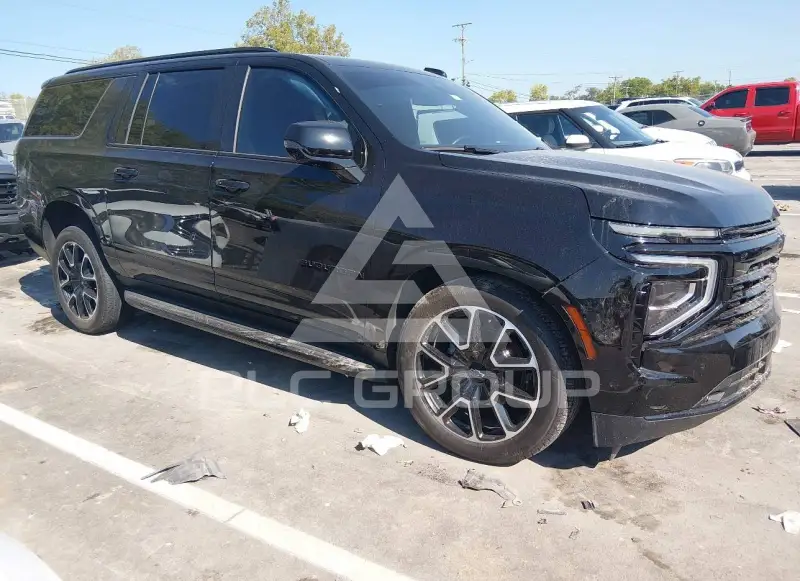 2025 Chevrolet Suburan фото