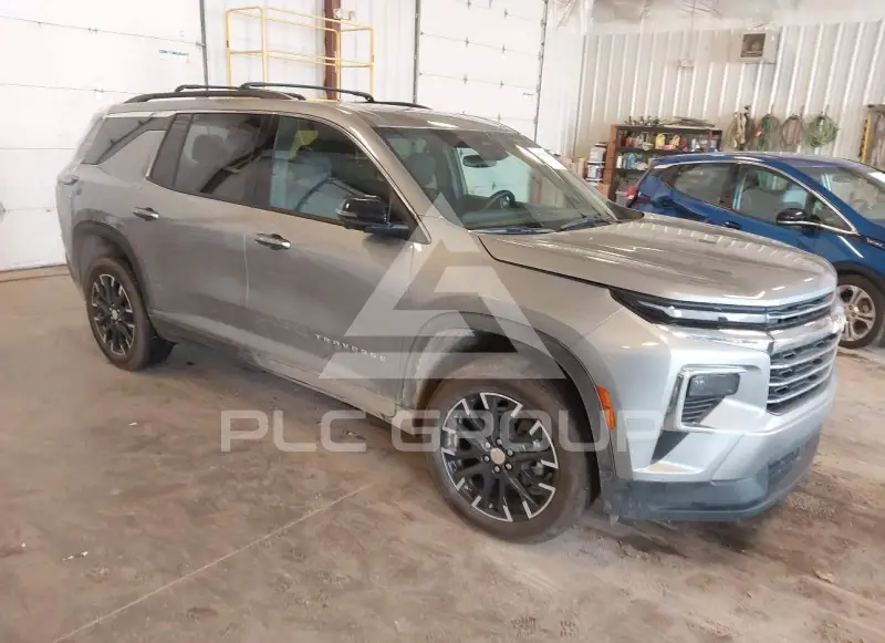 2025 Chevrolet TRAVERSE photo