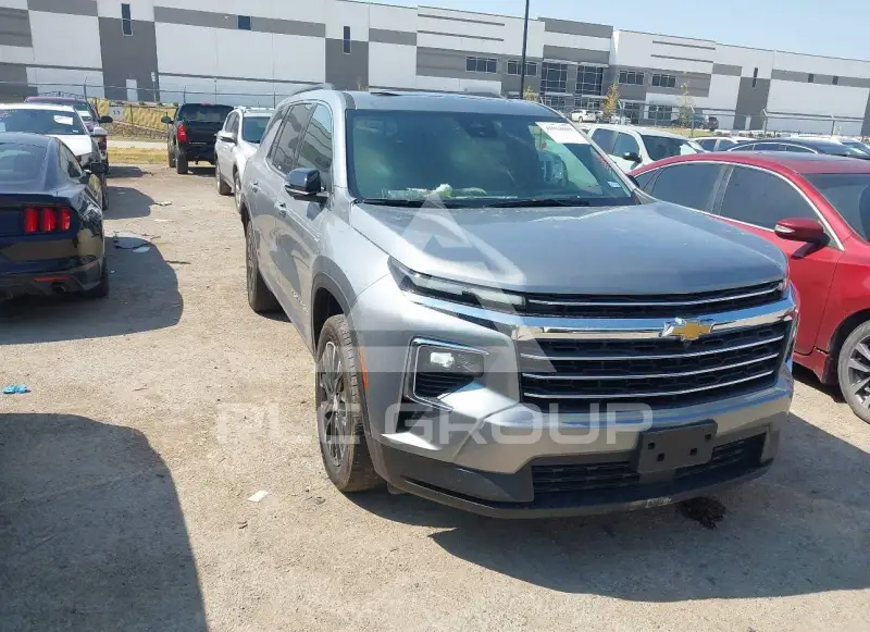 2025 Chevrolet TRAVERSE photo