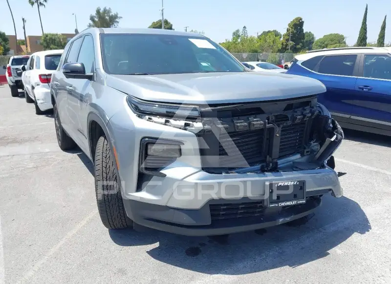 2025 Chevrolet TRAVERSE фото