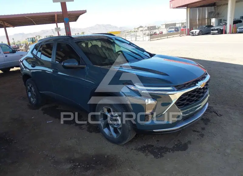 2025 Chevrolet TRAX photo