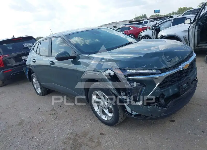 2025 Chevrolet TRAX photo