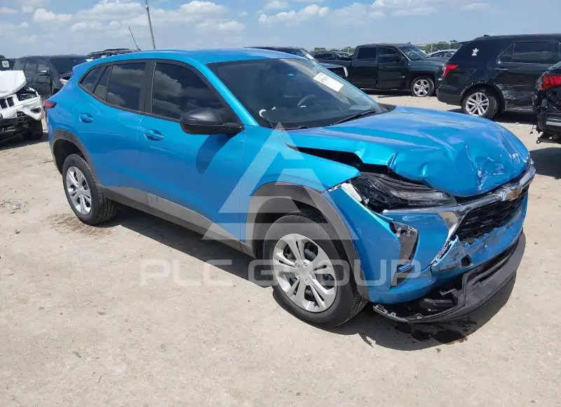 2025 Chevrolet TRAX photo