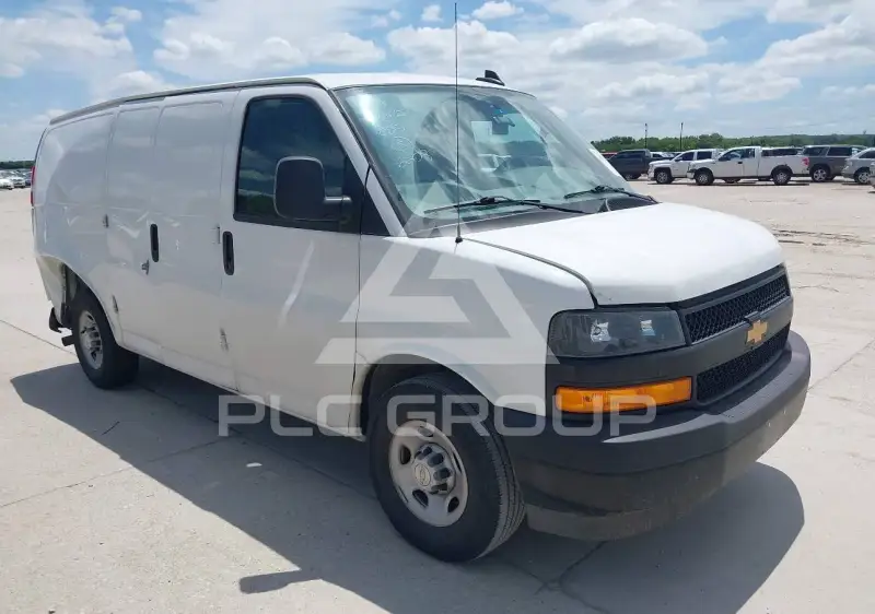 2025 Chevrolet EXPRESS фото
