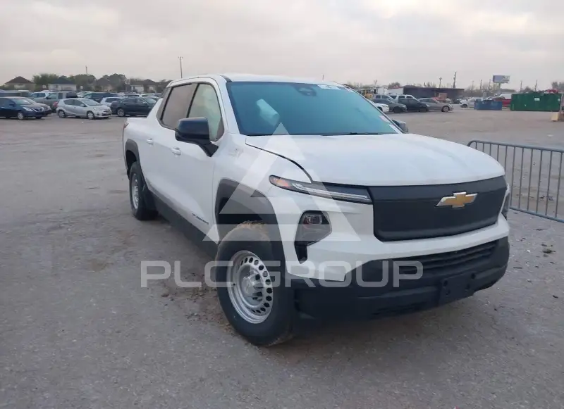 2025 Chevrolet SILVERADO photo