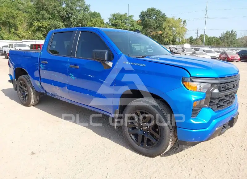 2025 Chevrolet Silverado фото