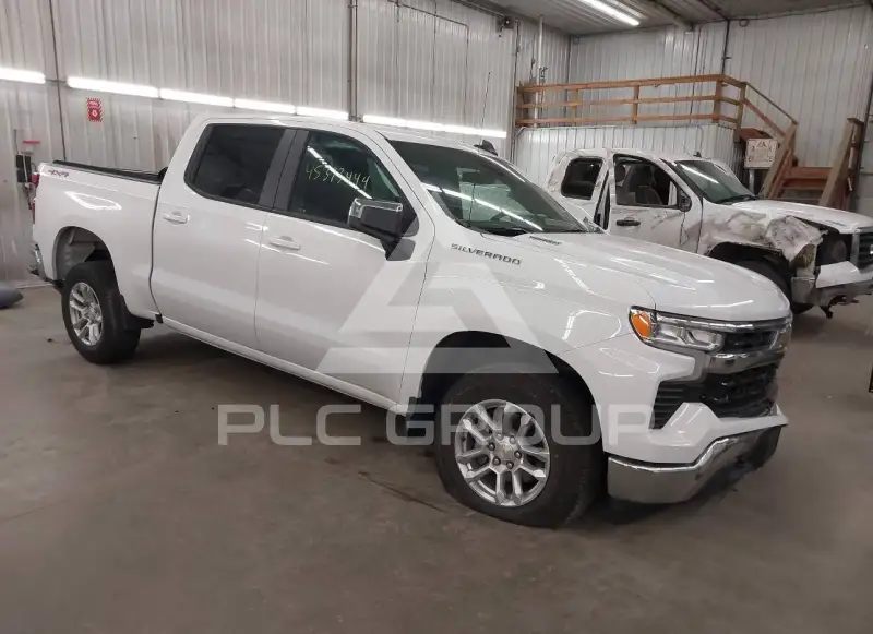 2025 Chevrolet Silverado фото