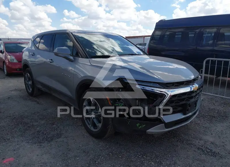 2025 Chevrolet Blazer photo