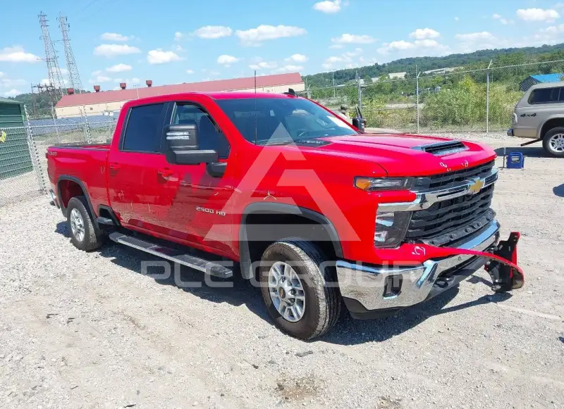 2025 Chevrolet Silverado фото