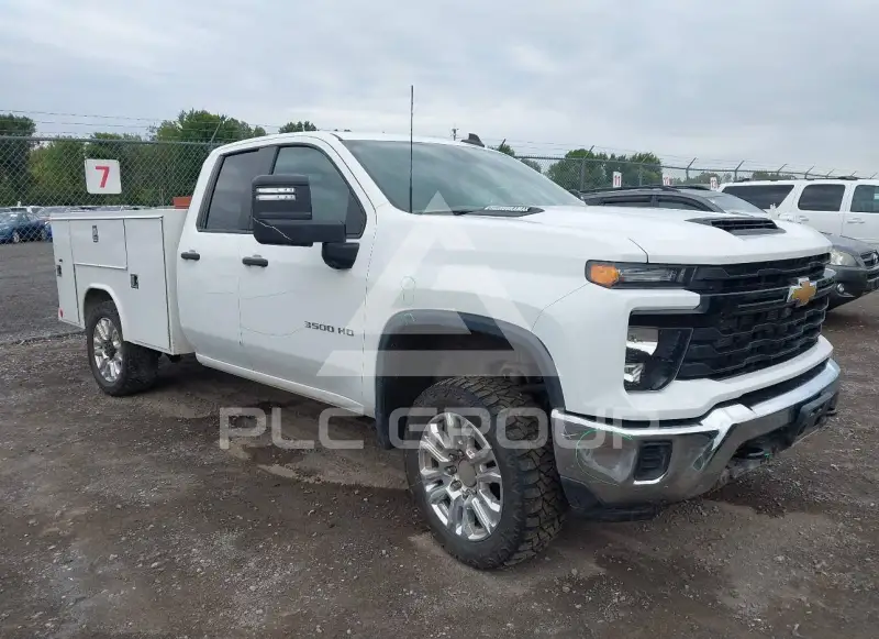 2025 Chevrolet Silverado фото