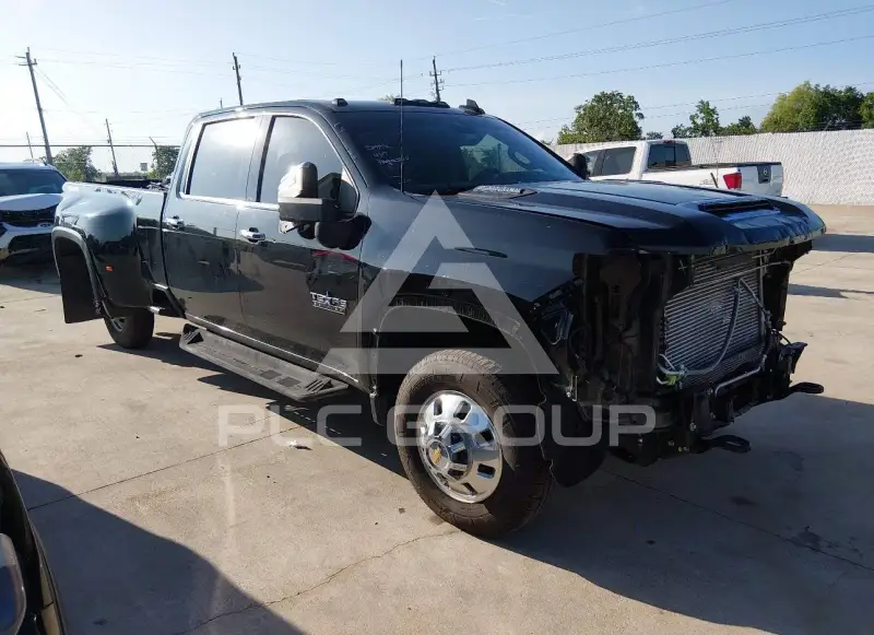 2025 Chevrolet Silverado фото