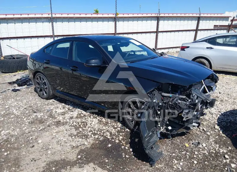 2025 BMW 228 photo