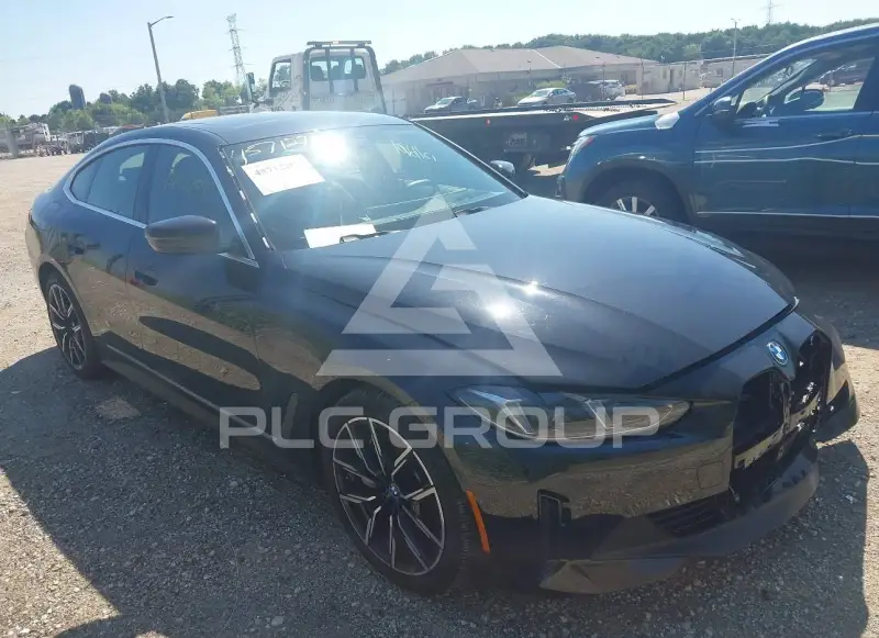 2025 BMW I4 photo
