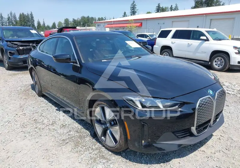 2025 BMW I4 фото