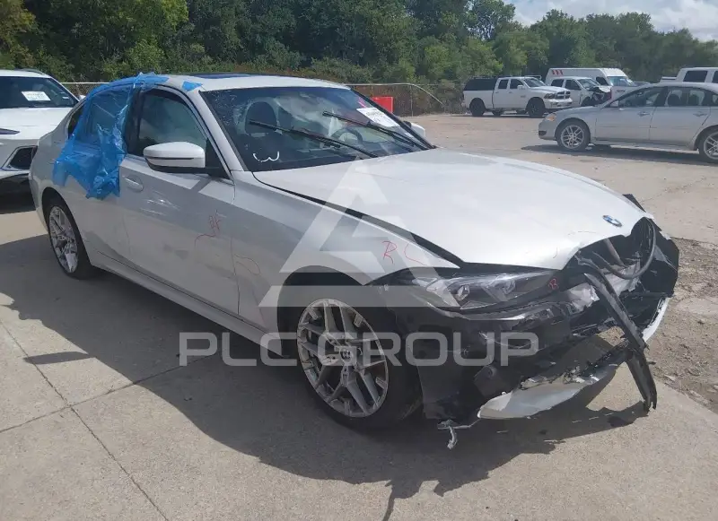 2025 BMW 330 фото