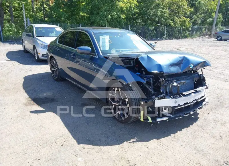 2025 BMW 330 photo