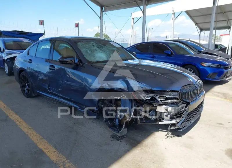 2025 BMW 330 photo