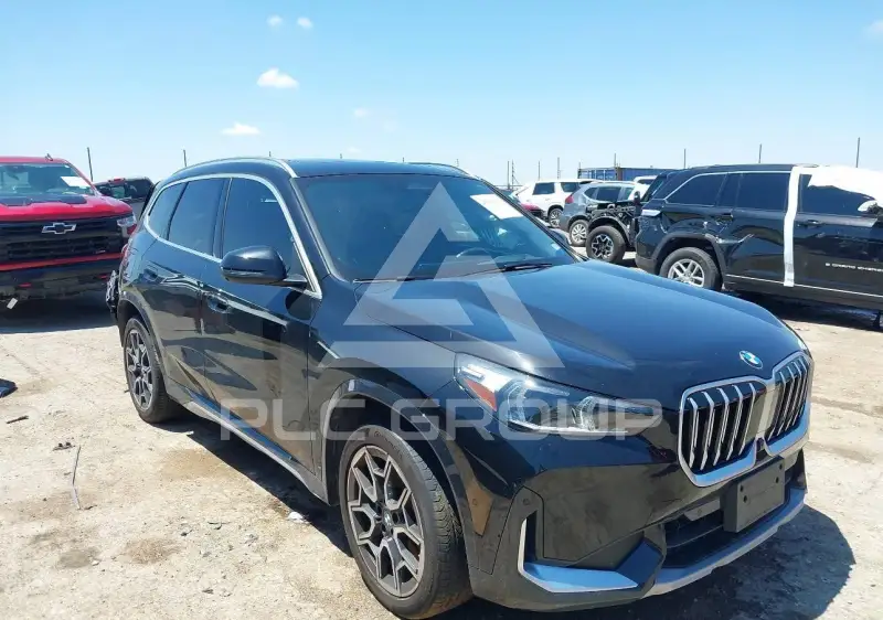 2025 BMW X1 фото