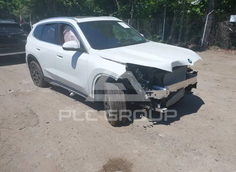 2025 BMW X1 фото