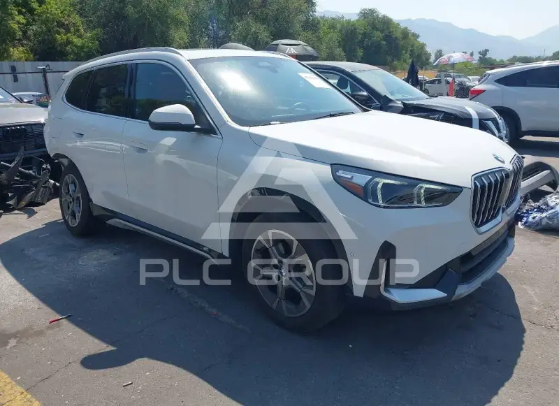 2025 BMW X1 фото