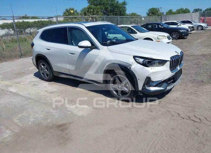 2025 BMW X1 photo