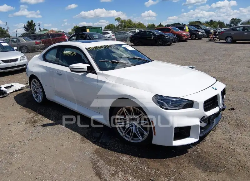 2025 BMW M2 фото